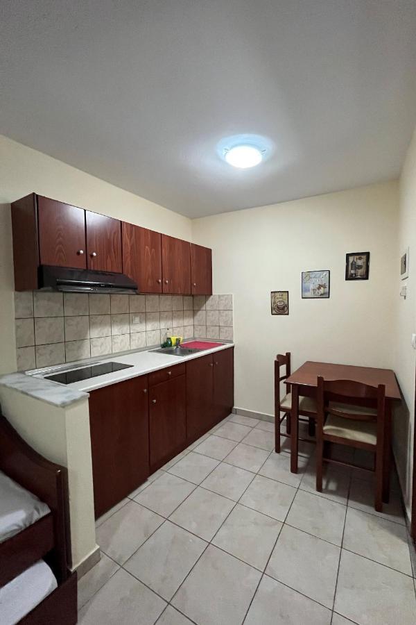 En Ethria Apartment ลิเมนาเรีย ภายนอก รูปภาพ