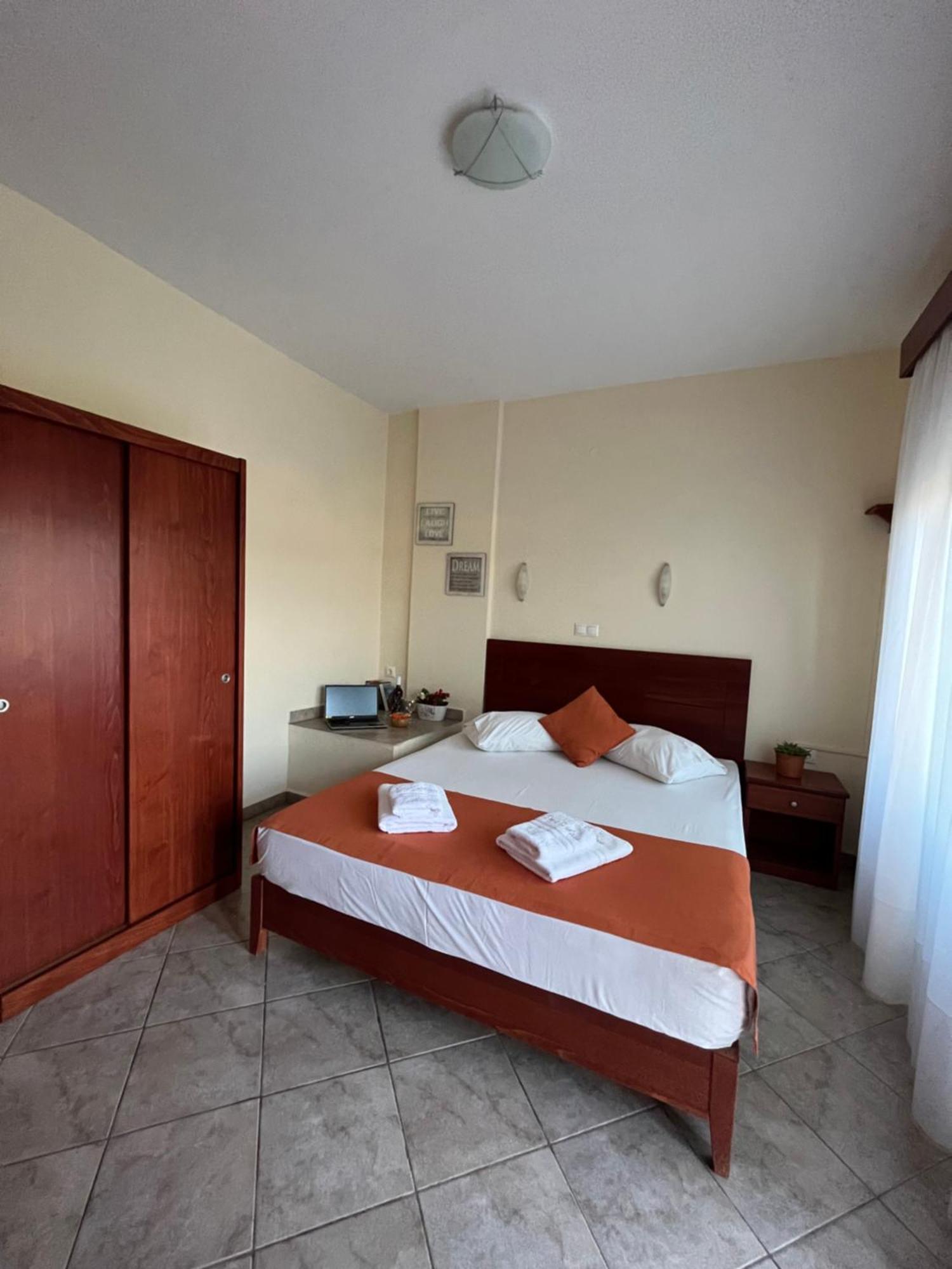 En Ethria Apartment ลิเมนาเรีย ภายนอก รูปภาพ