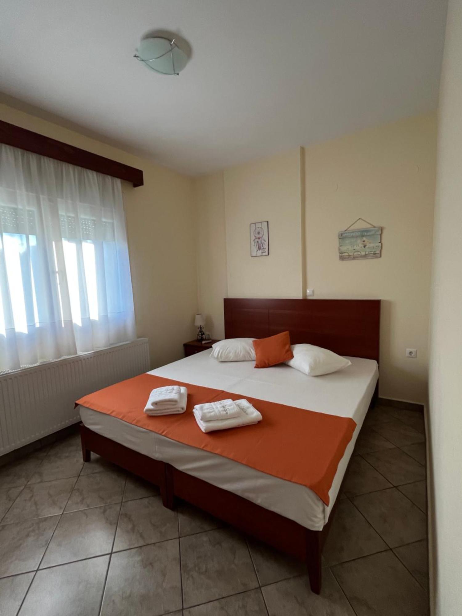 En Ethria Apartment ลิเมนาเรีย ภายนอก รูปภาพ