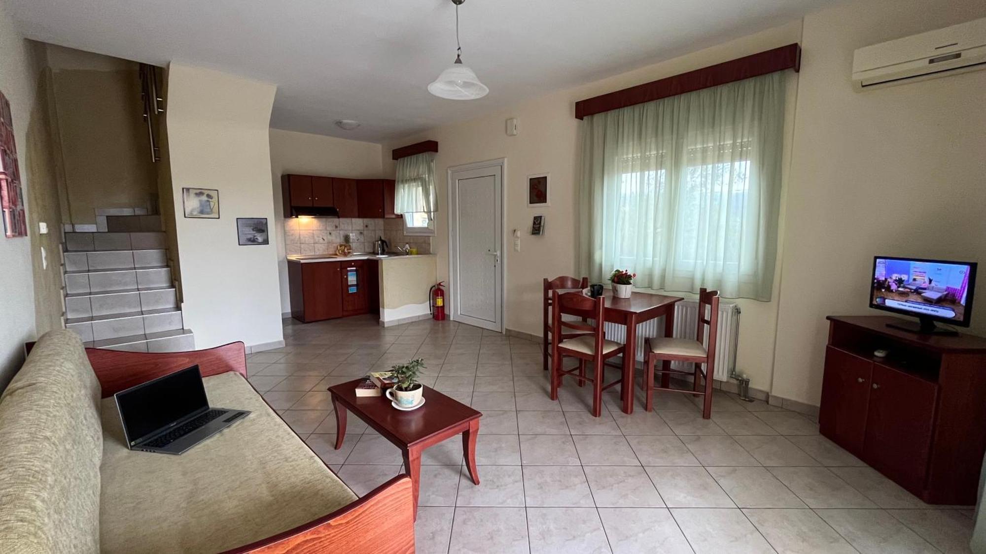 En Ethria Apartment ลิเมนาเรีย ภายนอก รูปภาพ