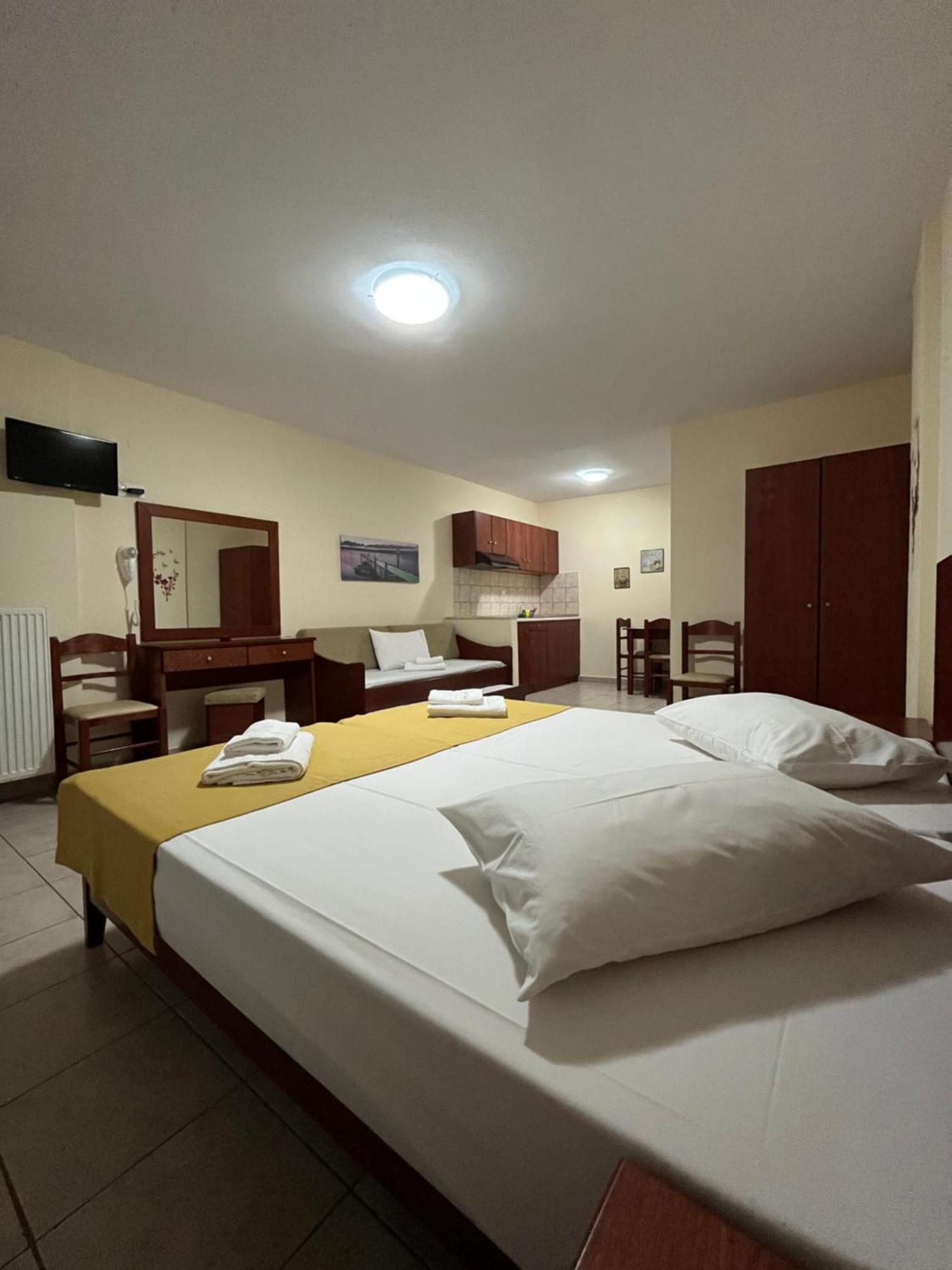 En Ethria Apartment ลิเมนาเรีย ภายนอก รูปภาพ
