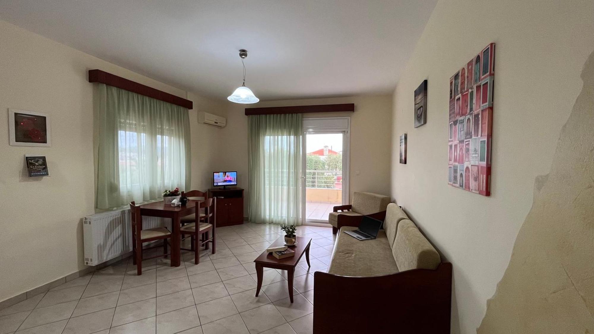 En Ethria Apartment ลิเมนาเรีย ภายนอก รูปภาพ