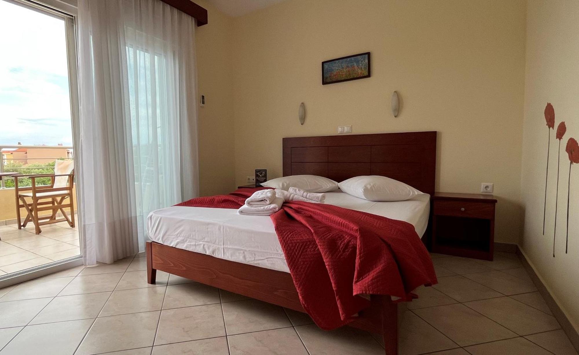 En Ethria Apartment ลิเมนาเรีย ภายนอก รูปภาพ